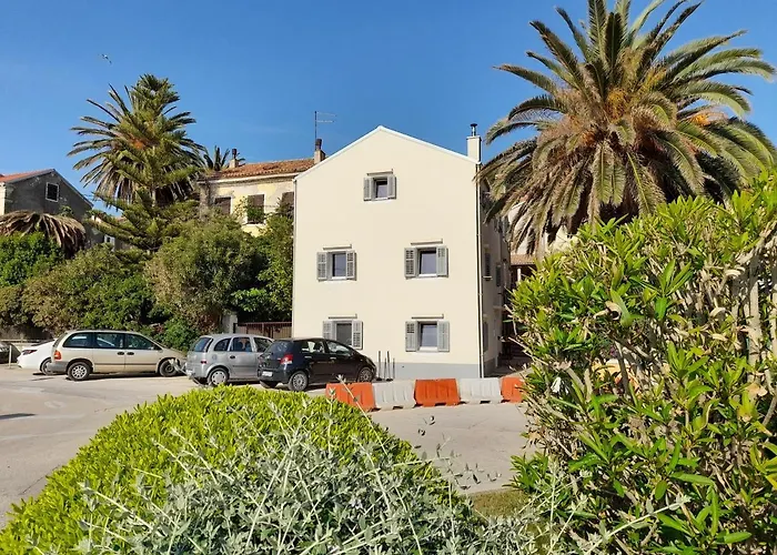 Apartment House Bucul